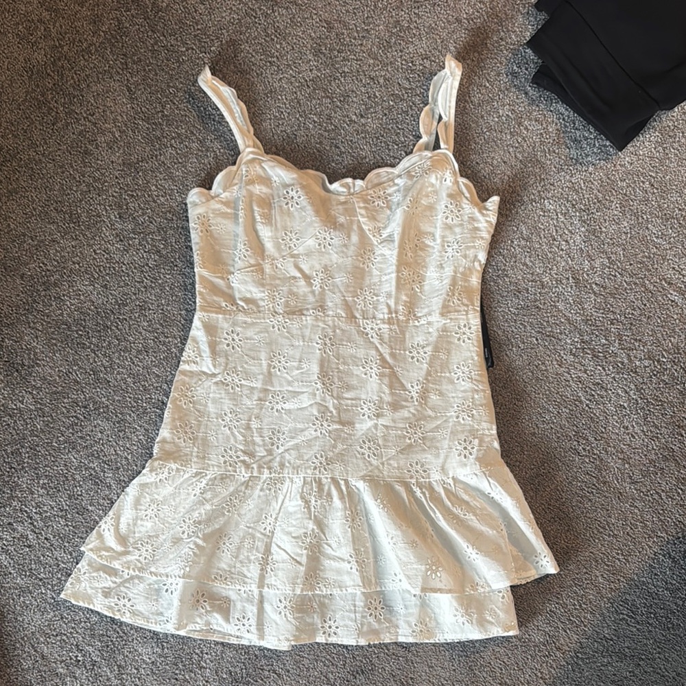 Forever 21 Cream Lace Mini Dress